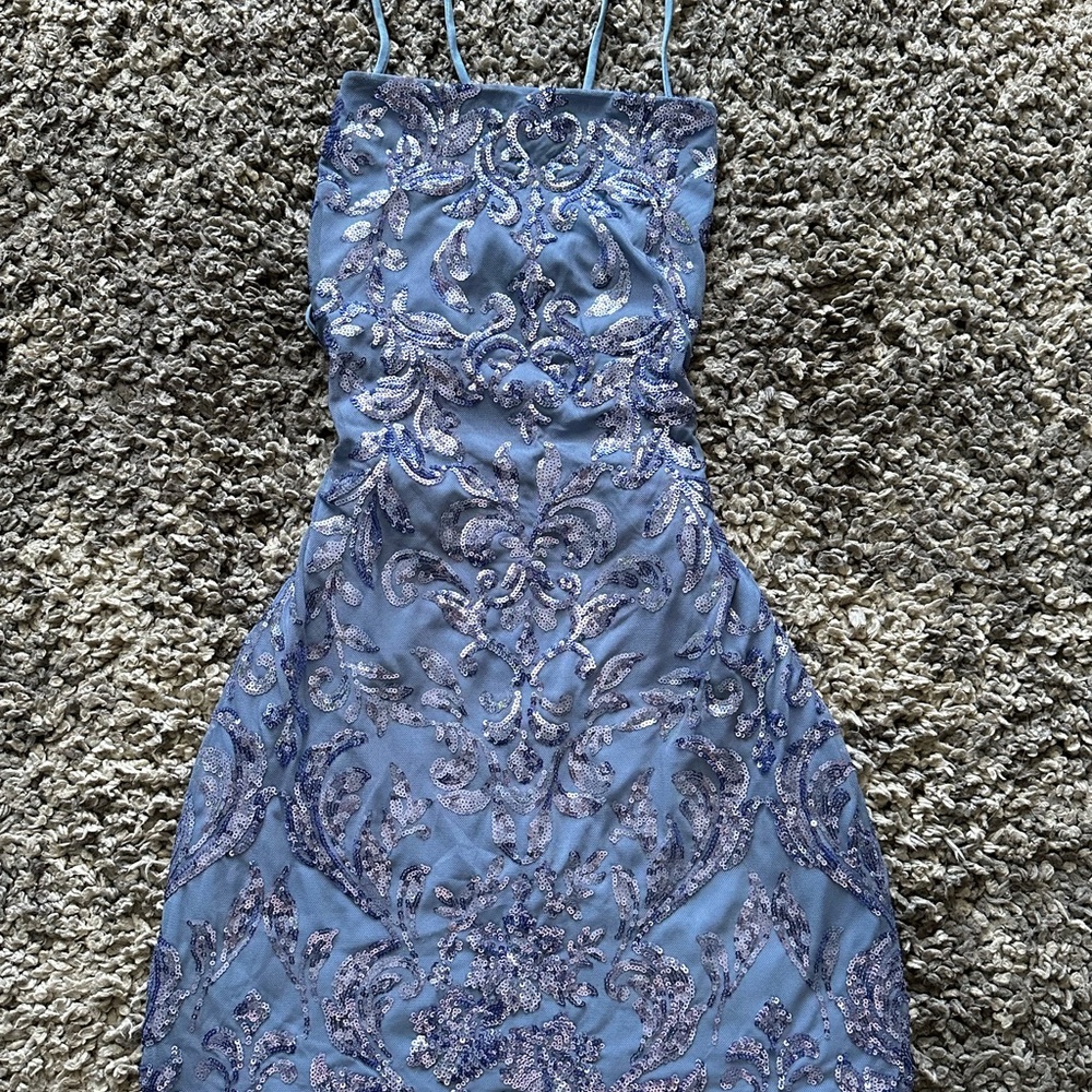 🛑SOLD🛑Windsor homecoming dress